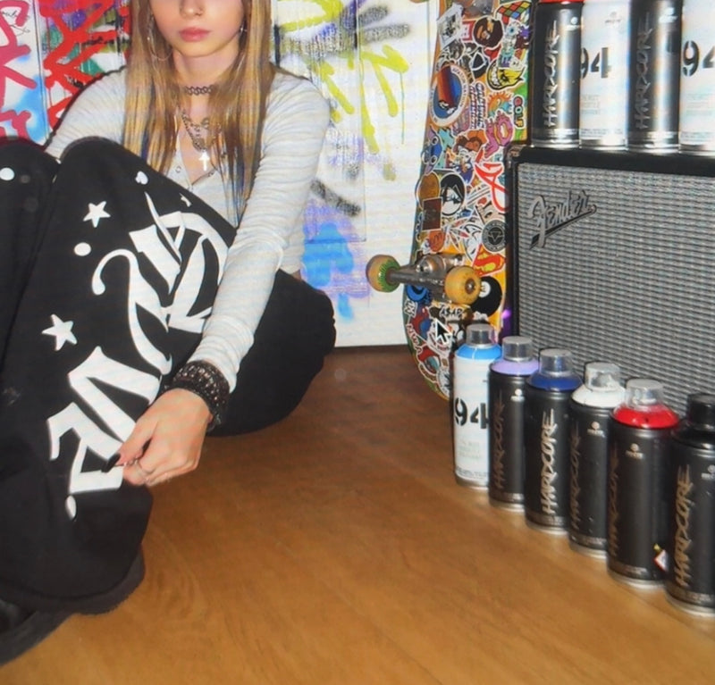 𝚂𝚠𝚎𝚊𝚝𝚙𝚊𝚗𝚝𝚜